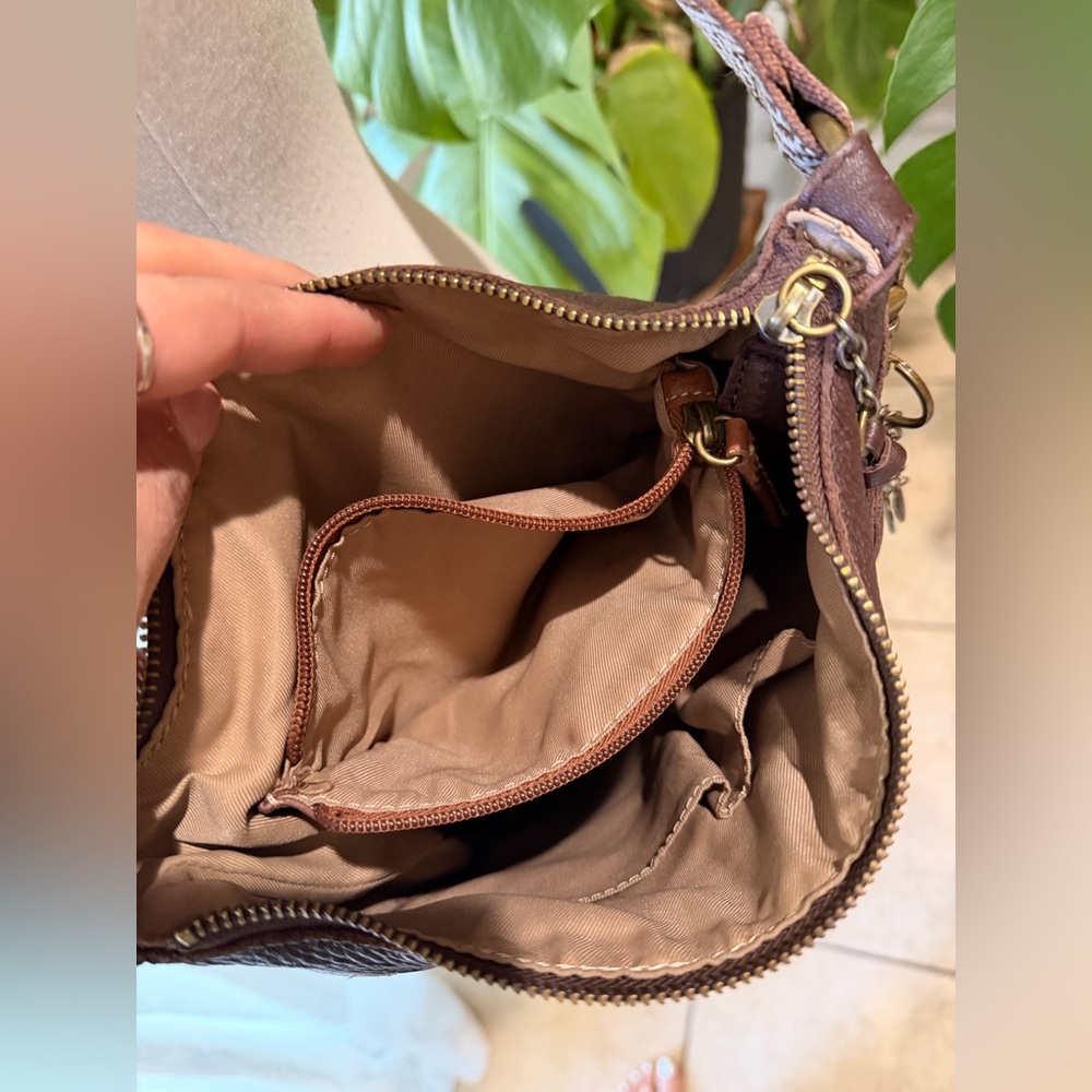 The Sak Brown Leather Crossbody Bag Boho Strap Adjustable Shoulder Purse - Picture 6 of 6